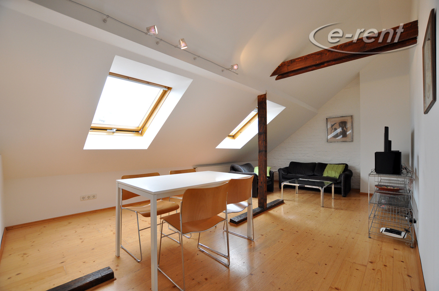 Bright and modern furnished apartment in Cologne-Neustadt-Süd