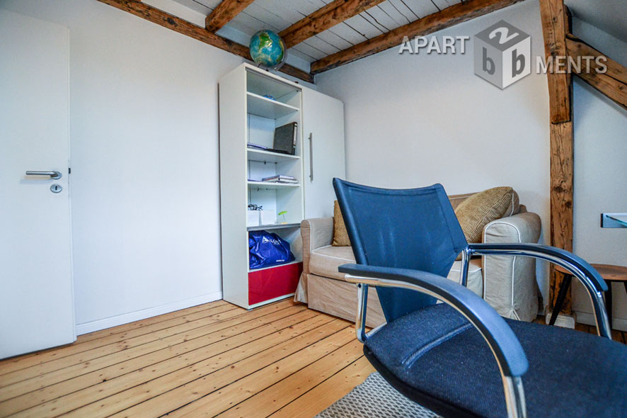 First-class luxury maisonette in an old building with roof terrace in Cologne-Neuehrenfeld