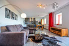 Modernly furnished spacious apartment in central location in Cologne-Deutz