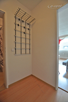 Funktionell möbliertes Apartment in Köln-Mauenheim