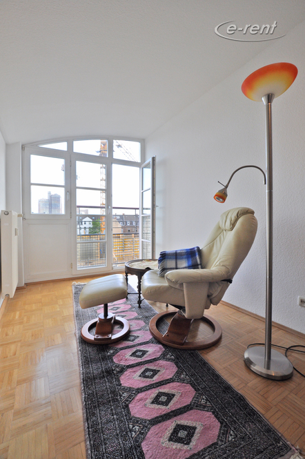 Helle möblierte Wohnung in guter Wohnlage zentrumsnah in Köln-Sülz