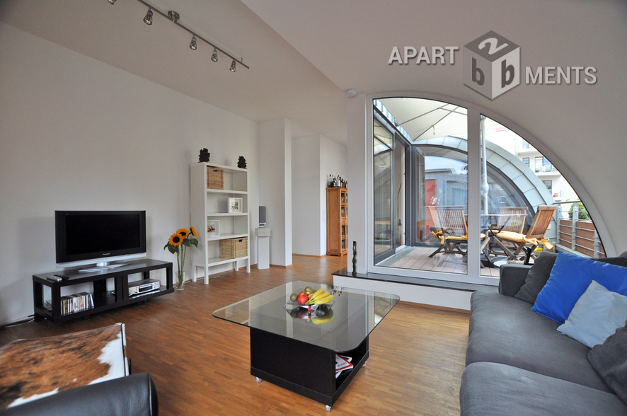 Moderne und hochwertige 3 Zimmer Stadtwohnung mit Dachterrasse und Balkon
