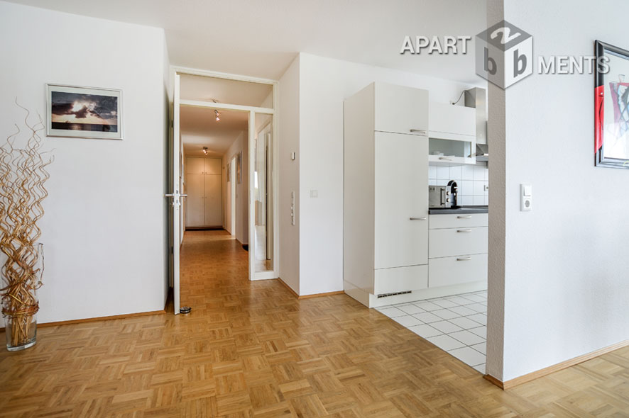 Modern möblierte Wohnung mit Rheinblick in Köln-Mülheim