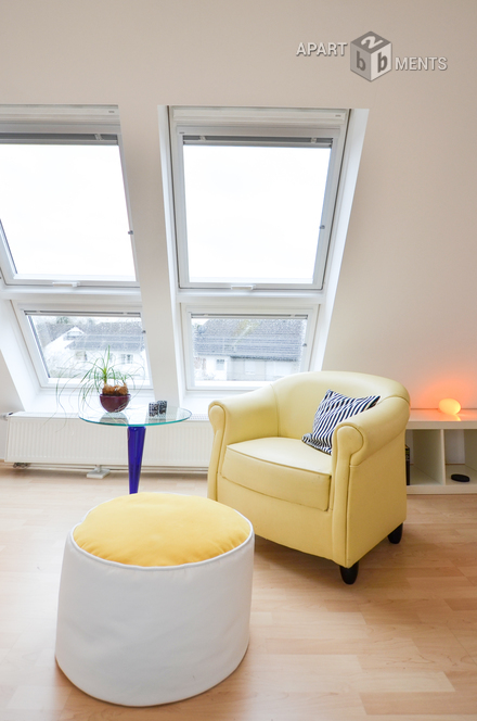 Modern möbliertes und ruhig gelegenes Apartment in Köln-Sürth