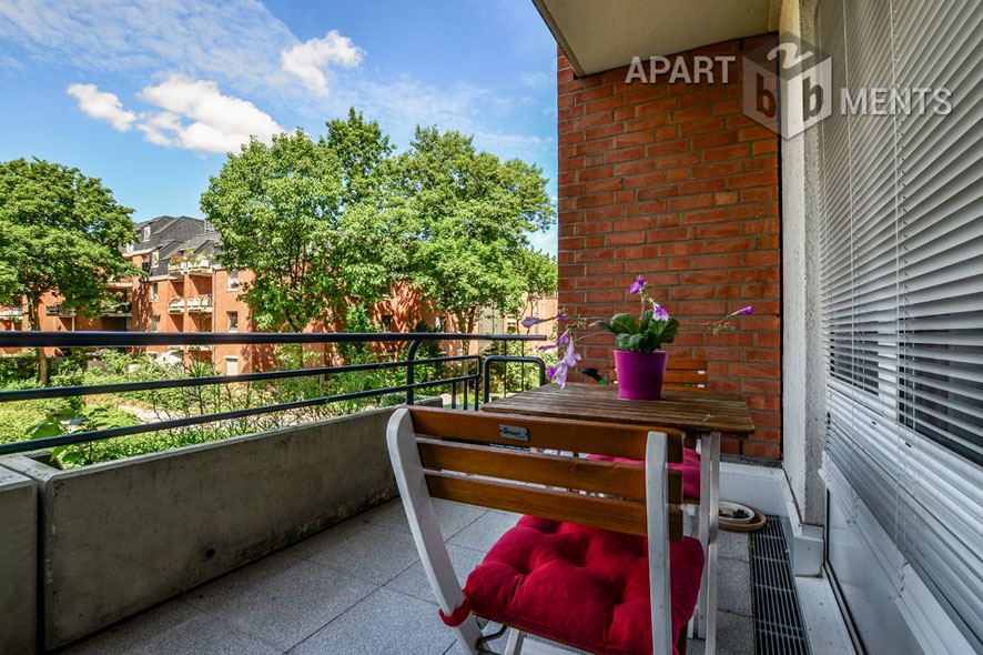 Modern möblierte Wohnung mit großem Balkon in Köln-Niehl