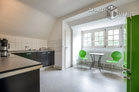 Modern und hochwertig möblierte Maisonette Wohnung in Köln-Marienburg