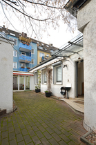 Möblierte und zentral gelegene Wohnung mit großer Terrasse in Köln-Deutz