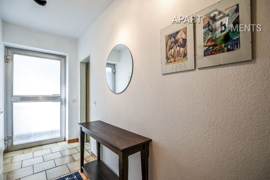 Modern möblierte Wohnung mit eigener Terrasse in Leverkusen-Pattscheid