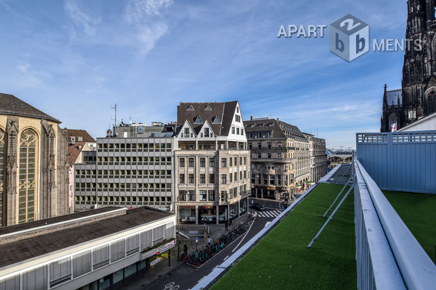 Hochwertiges möbliertes 3-Zimmer Penthouse mit Dachterrasse in Köln-Altstadt-Nord