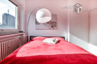 High-quality furnished 3-room penthouse with roof terrace in Cologne-Altstadt-North