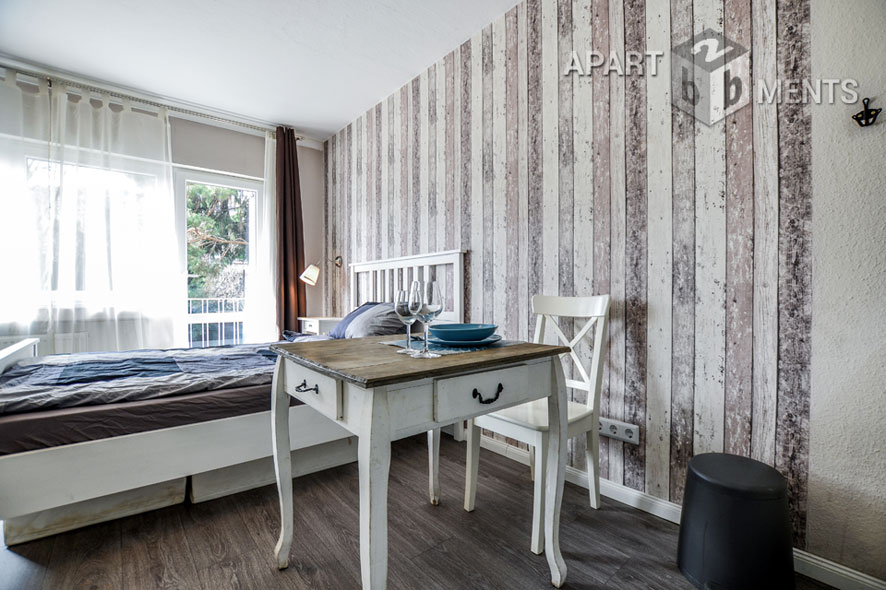 Modern and high quality furnished apartment with balcony in Cologne-Kalk