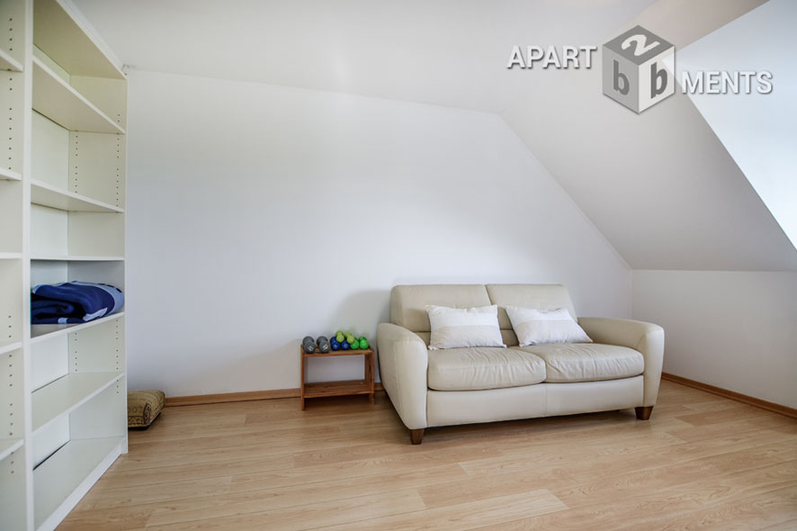 Modern and high-quality 3-room maisonette apartment in Cologne-Widdersdorf