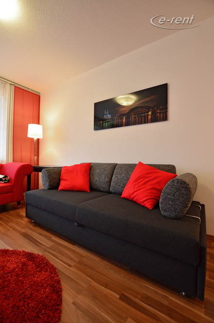 Modern und hochwertig möbliertes Apartment mit Balkon in Köln-Widdersdorf