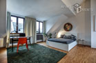Offen gestaltete möblierte Maisonette-Wohnung mit Dachterrasse in Köln-Ehrenfeld
