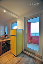 Modern möbliertes Apartment mit großem Balkon in zentraler Lage in Köln-Deutz