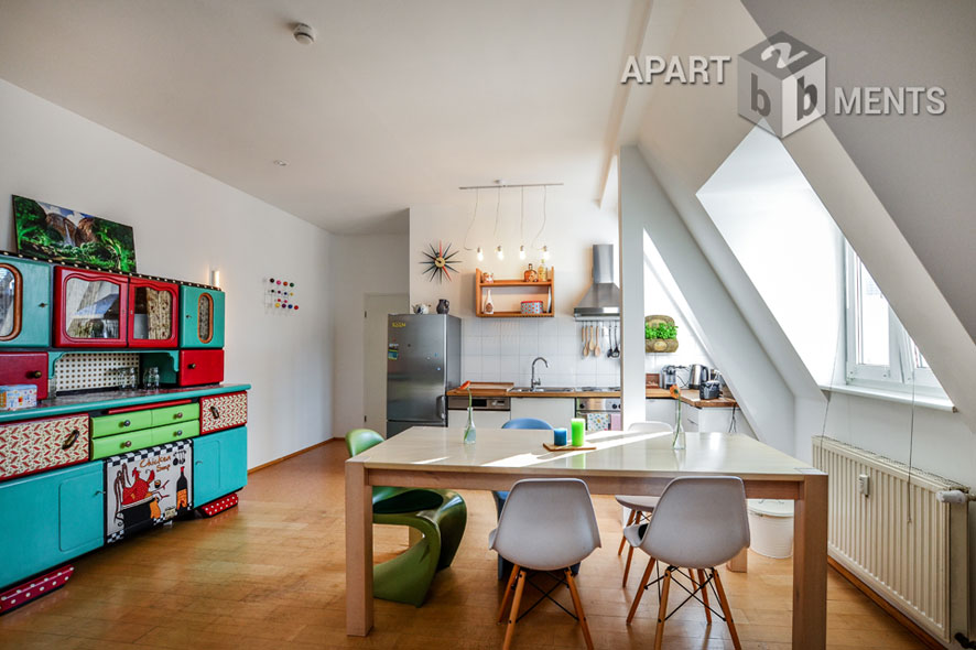 Loft-like furnished maisonette with panoramic view in Cologne-Neustadt-Nord