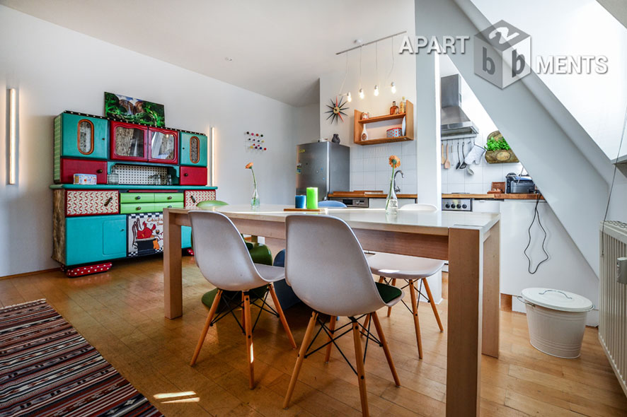 Loftartige möblierte Maisonette mit Panoramablick in Köln-Neustadt-Nord