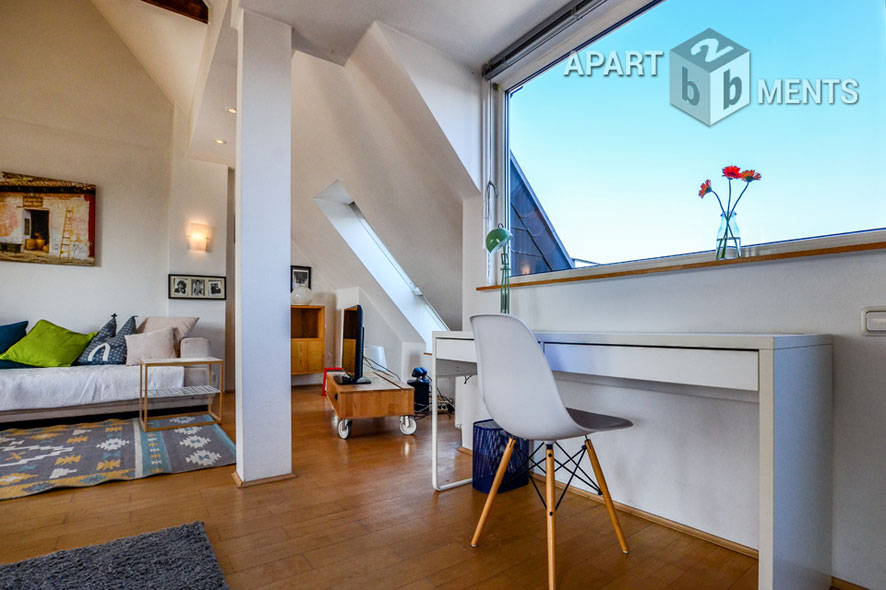 Loft-like furnished maisonette with panoramic view in Cologne-Neustadt-Nord