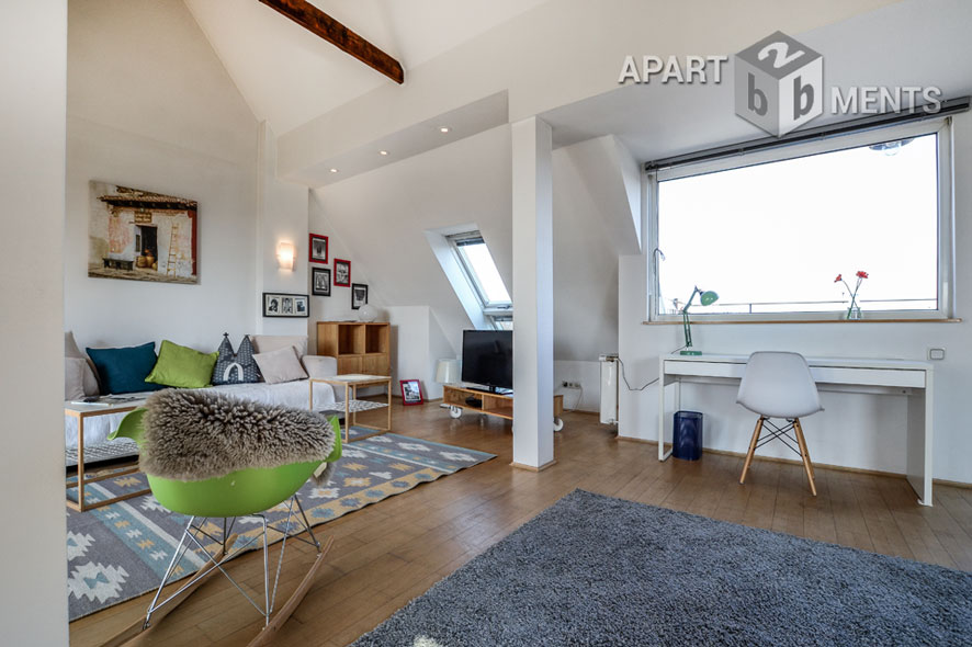 Loft-like furnished maisonette with panoramic view in Cologne-Neustadt-Nord