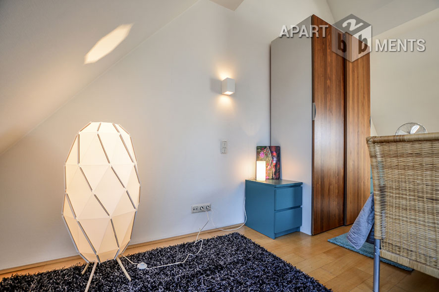Loft-like furnished maisonette with panoramic view in Cologne-Neustadt-Nord