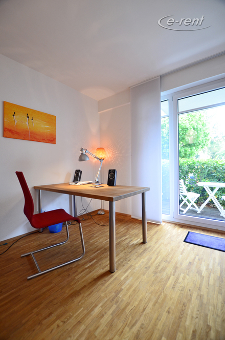 Modernly furnished apartment in Cologne-Raderberg