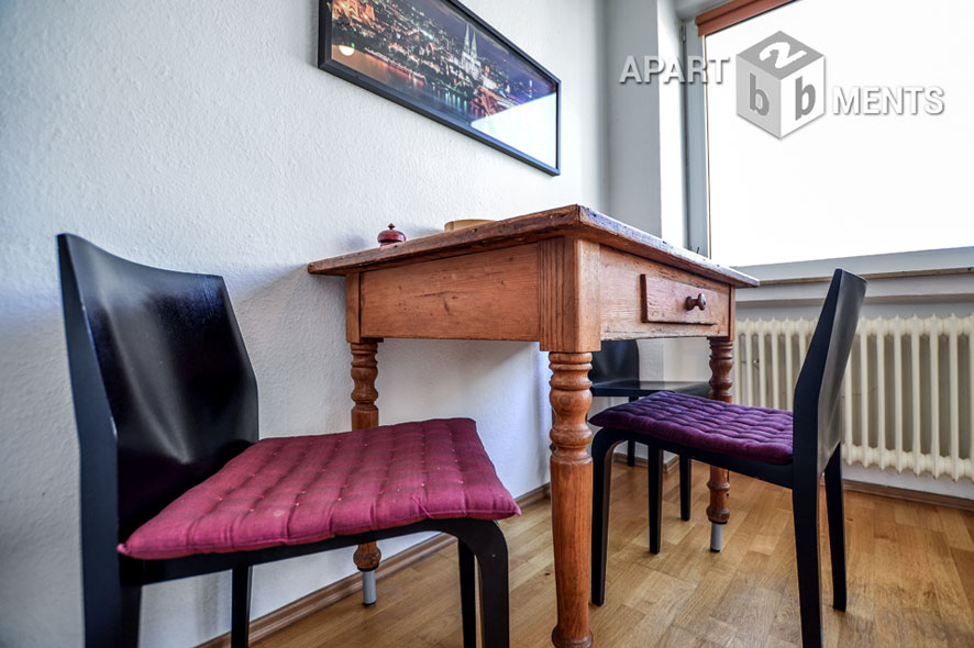 Möbliertes Apartment in zentraler aber sehr ruhiger Lage von Köln-Altstadt-Süd