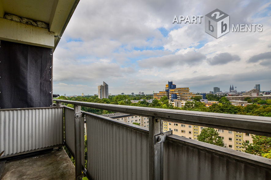 Sehr modern möbliertes Apartment mit Balkon in Köln-Humboldt-Gremberg