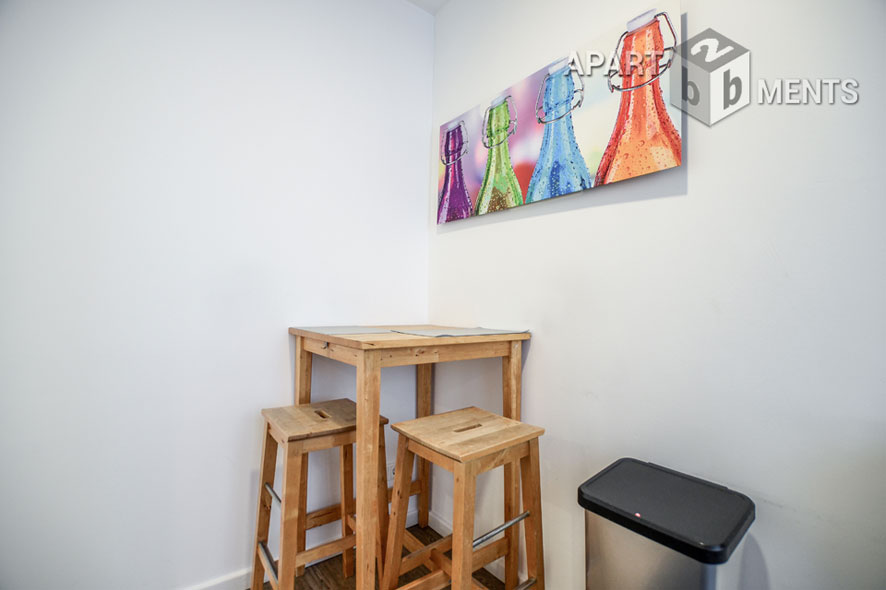 Modernly furnished and centrally located apartment in Cologne-Neustadt-Nord