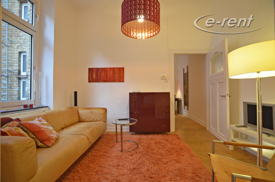 High-quality furnished and centrally located apartment in Cologne-Neustadt-Süd