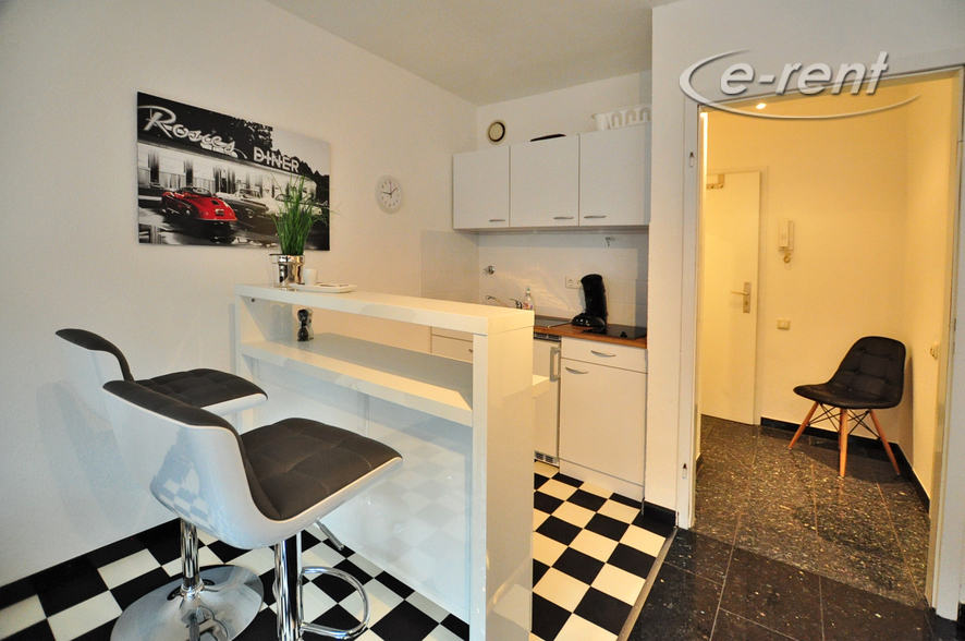 Apartment in Cologne-Lindenthal with modern furnishings and close to the city centre