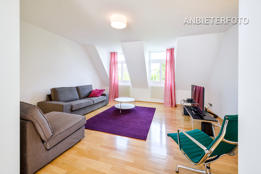 Modern furnished and spacious maisonette apartment in Cologne-Neustadt-North