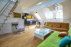 High-quality furnished attic maisonette apartment in Cologne-Altstadt-Nord