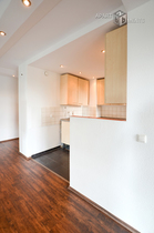 Geräumige 4-Zimmer-Wohnung mit Einbauküche und grossem Balkon im AXA-Hochhaus