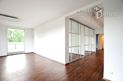 Spacious 4-room apartment with fitted kitchen and large balcony in the AXA skyscraper