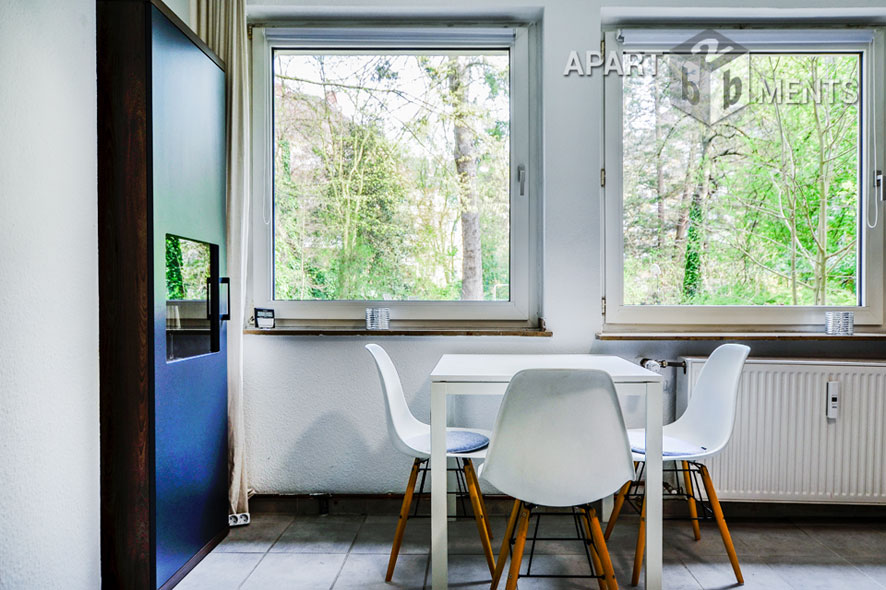 Möblierte 2-Zimmer-Wohnung mit Terrasse in Köln-Sülz