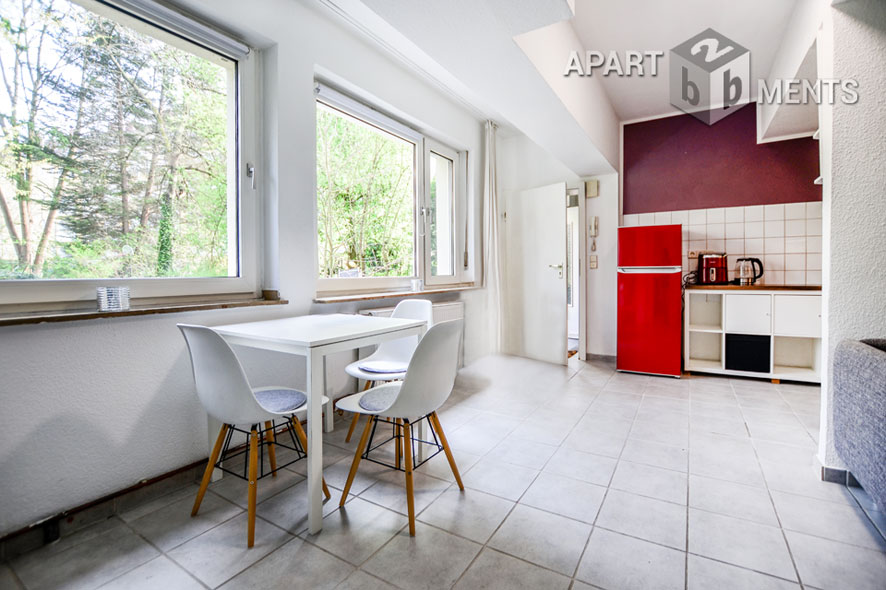 Möblierte 2-Zimmer-Wohnung mit Terrasse in Köln-Sülz