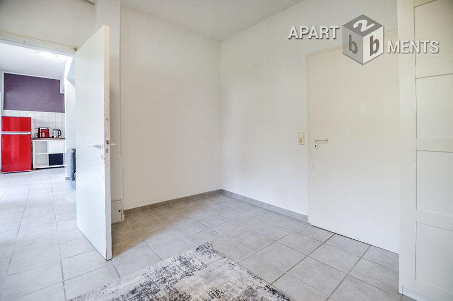 Möblierte 2-Zimmer-Wohnung mit Terrasse in Köln-Sülz