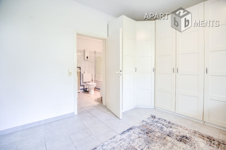 Möblierte 2-Zimmer-Wohnung mit Terrasse in Köln-Sülz