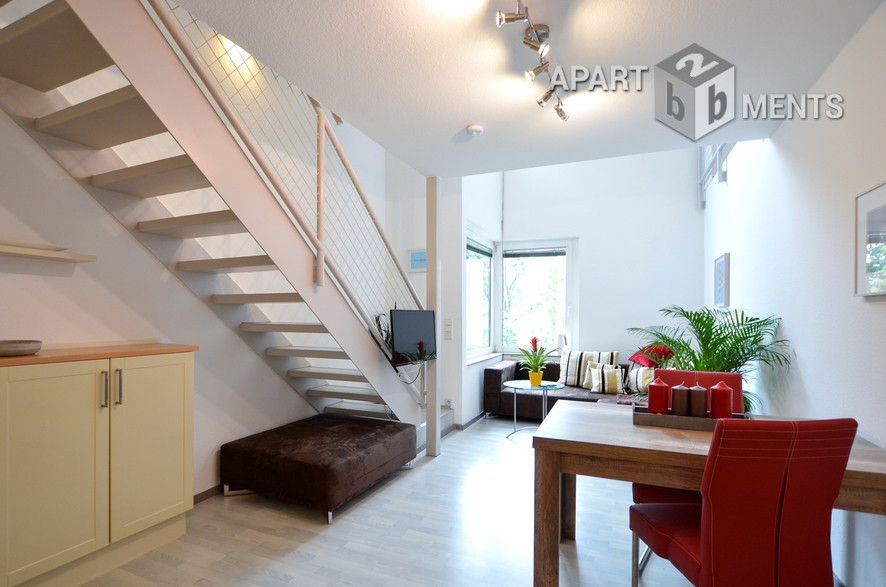 Modernly furnished and centrally located maisonette in Cologne-Altstadt-Nord