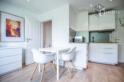 Modern furnished and centrally located apartment in Cologne-Neustadt-North