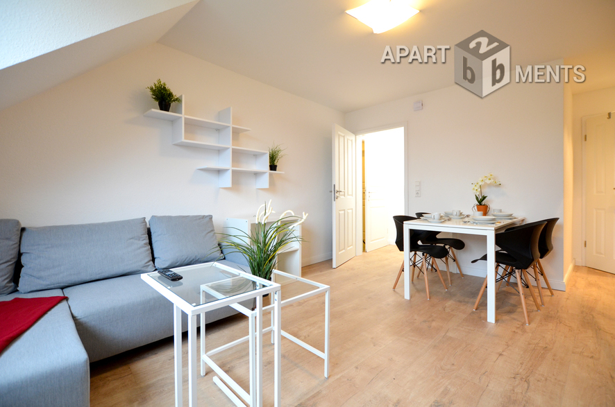 Modern furnished and centrally located maisonette in Cologne-Neustadt-North