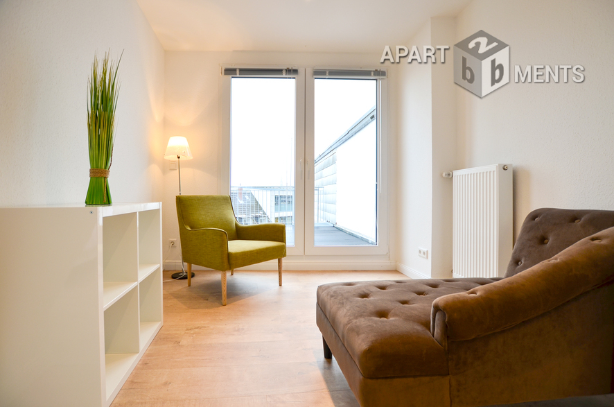 Modern furnished and centrally located maisonette in Cologne-Neustadt-North