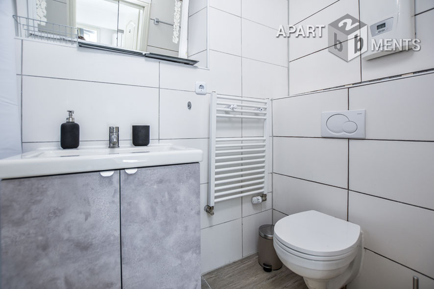 Modern möblierte Wohnung in Köln-Longerich