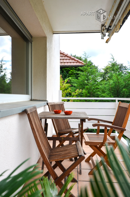 Möblierte 2-Zimmer-Wohnung mit Balkon in Köln-Riehl