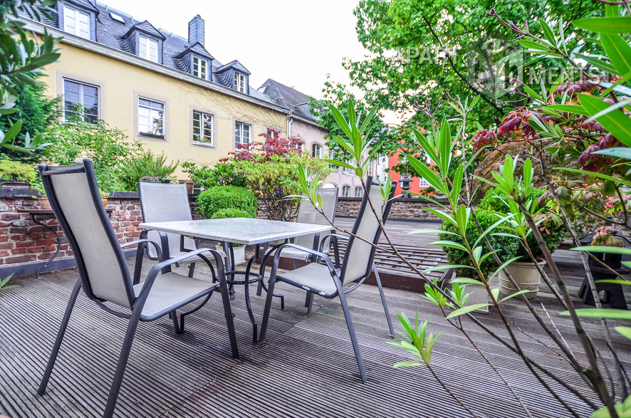 Möblierte Luxus-Wohnung in der Kölner Altstadt zwischen Dom und Heumarkt