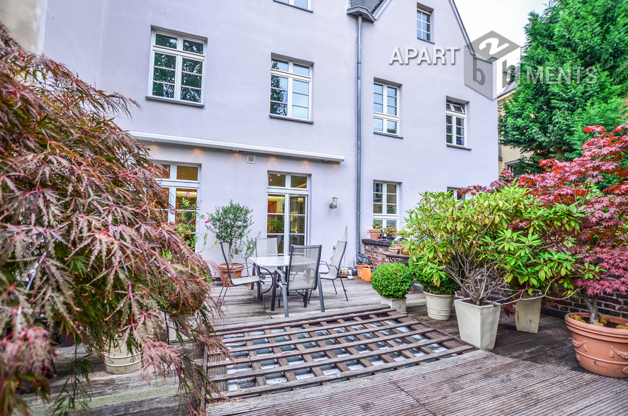 High-quality 2 room apartment in the old town of Cologne  between Dom and Heumarkt