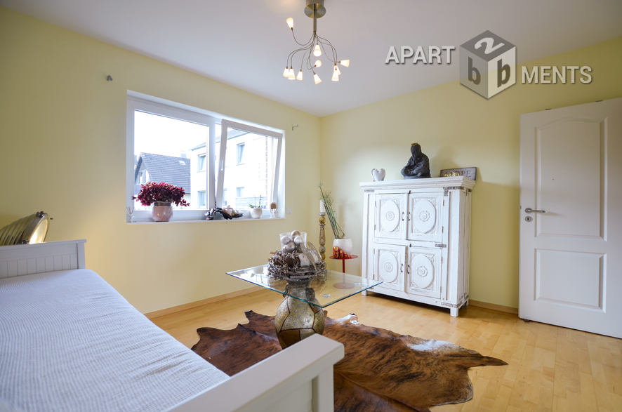 Modernly furnished and spacious apartment with private garden in Leverkusen
