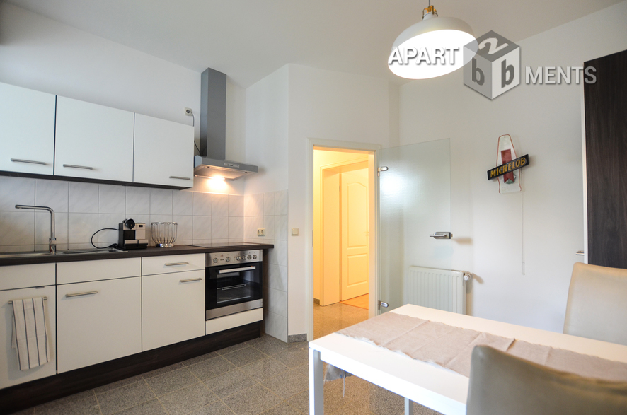 Modern furnished apartment with balcony in Cologne-Neustadt-Nord