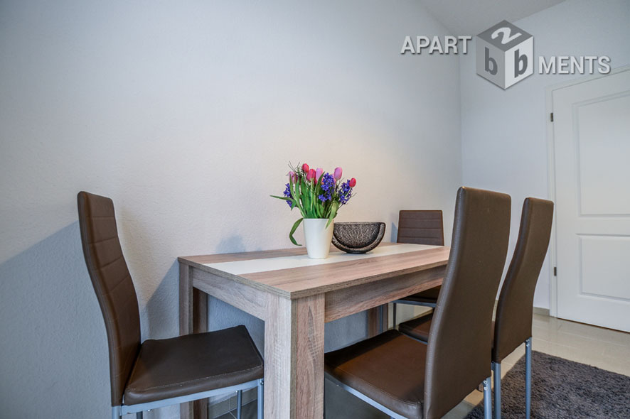 Furnished high quality 4-room-apartment with 2 bedrooms in Cologne-Niehl