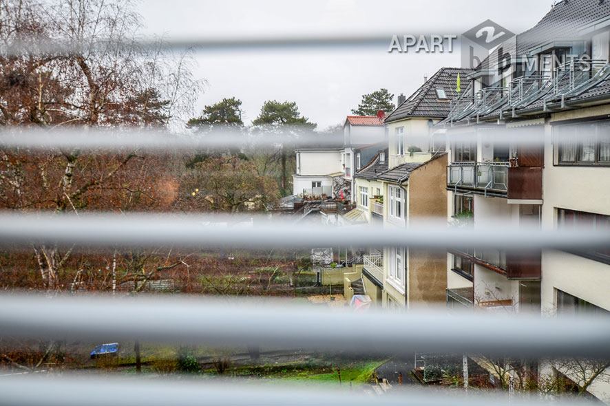 Möblierte hochwertige 4-Zimmer-Wohnung mit 2 Schlafzimmern in Köln-Niehl